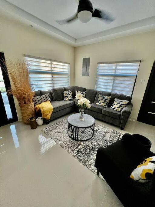 Villa La Rosa With Spectacular View Of 오쵸 리오스 외부 사진